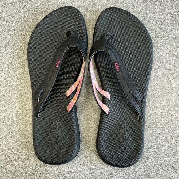 NWOT Flojos Women's Size 9 Black Thong Sandals - Picture 1 of 5
